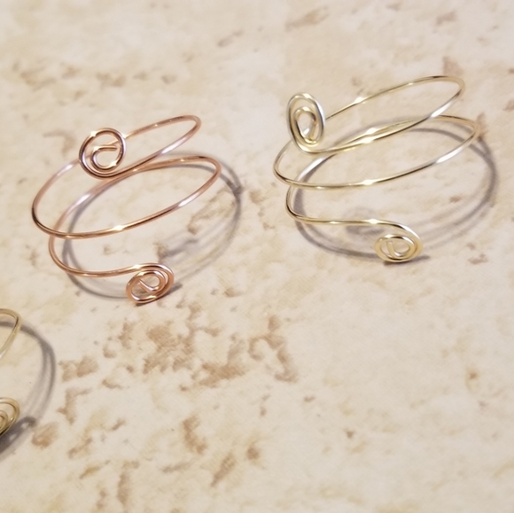 SILVER TOE RING SET, ONE BIG TOE RING AND SMALL - Picture 2 of 4